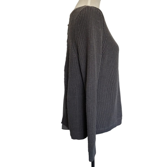 Torrid gray v-neck sweater. - Picture 5 of 14